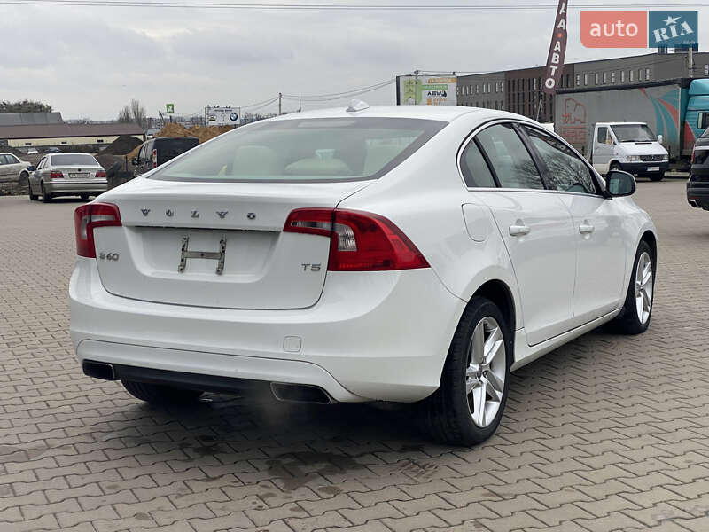 Седан Volvo S60 2014 в Києві фото 9 Седан Volvo S60 2014 в Києві