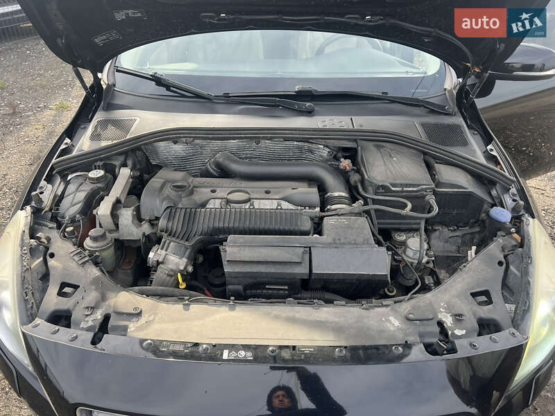Седан Volvo S60 2012 в Києві