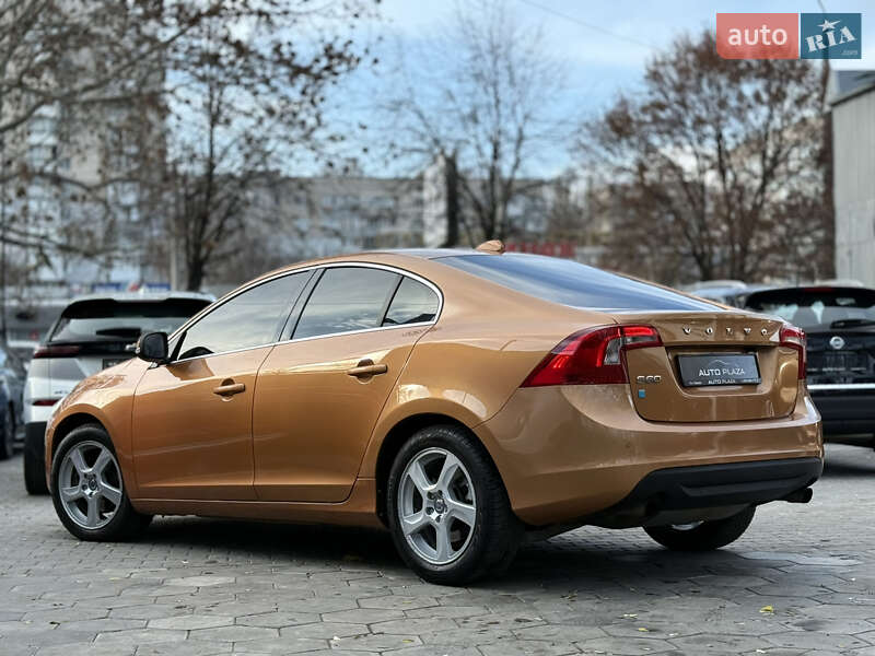 Седан Volvo S60 2010 в Одессе