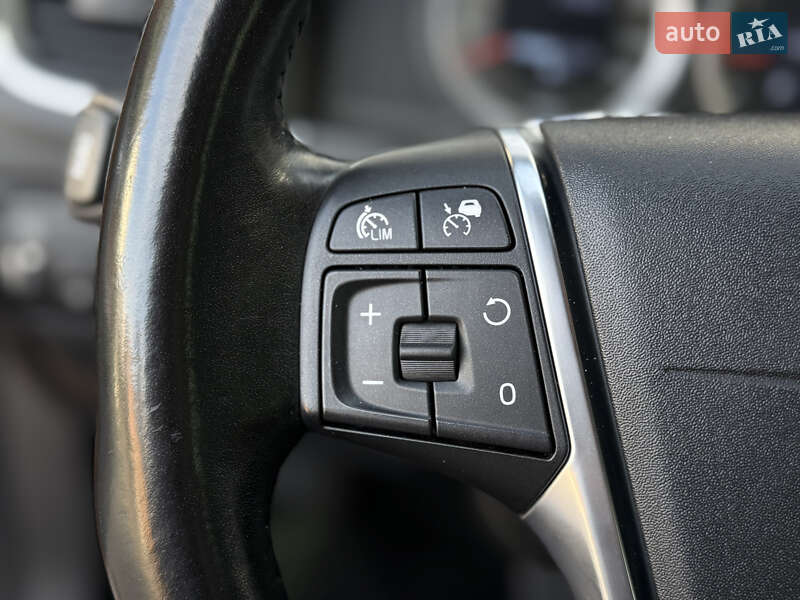 Седан Volvo S60 2010 в Одессе