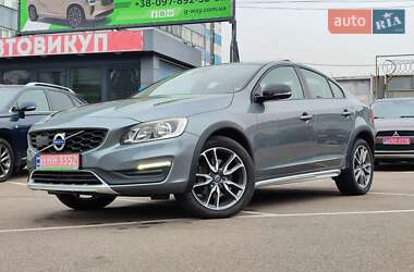 Седан Volvo S60 2017 в Киеве
