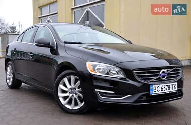 Седан Volvo S60 2016 в Львові