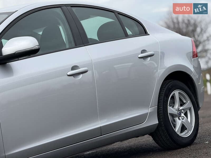 Седан Volvo S60 2016 в Радивилове фото 10 Седан Volvo S60 2016 в Радивилове