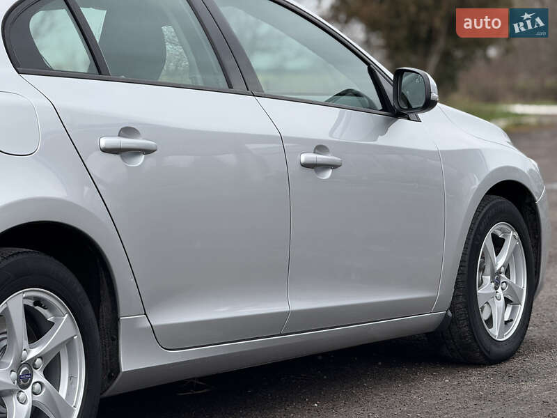 Седан Volvo S60 2016 в Радивилове фото 18 Седан Volvo S60 2016 в Радивилове