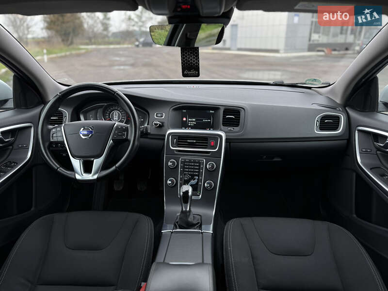 Седан Volvo S60 2016 в Радивилове фото 25 Седан Volvo S60 2016 в Радивилове