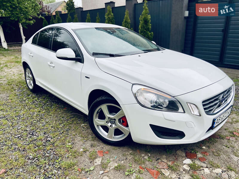 Седан Volvo S60 2011 в Вінниці