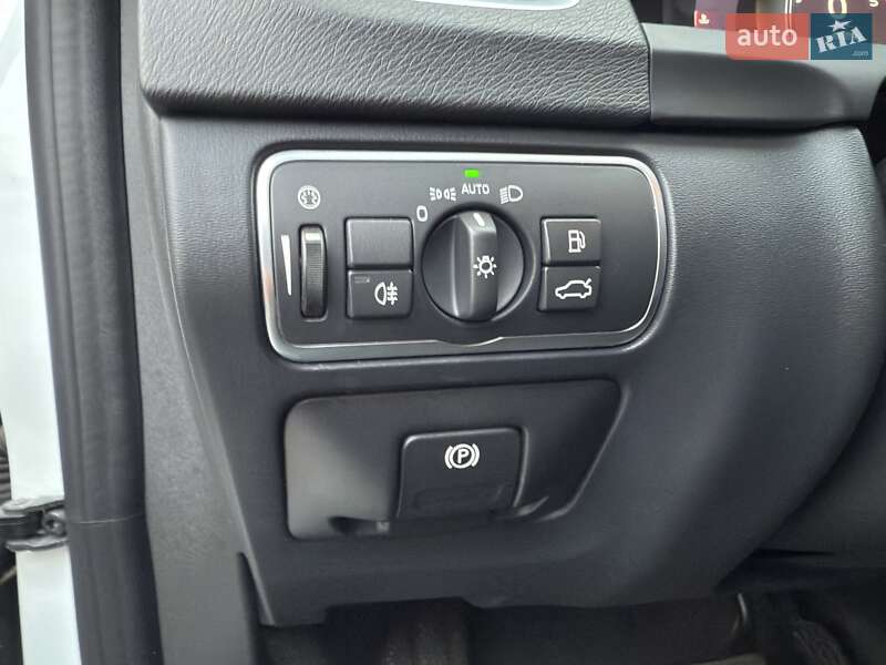 Седан Volvo S60 2016 в Киеве фото 21 Седан Volvo S60 2016 в Киеве