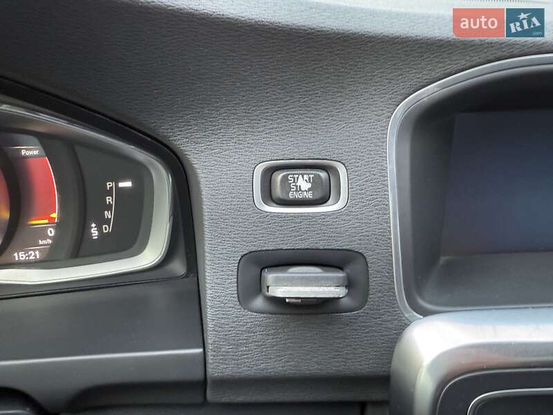 Седан Volvo S60 2016 в Киеве фото 25 Седан Volvo S60 2016 в Киеве