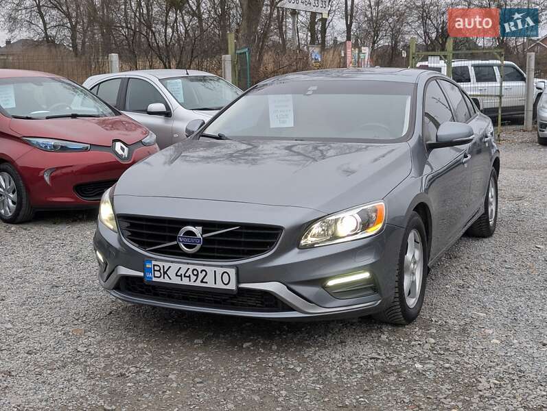 Седан Volvo S60 2017 в Ровно