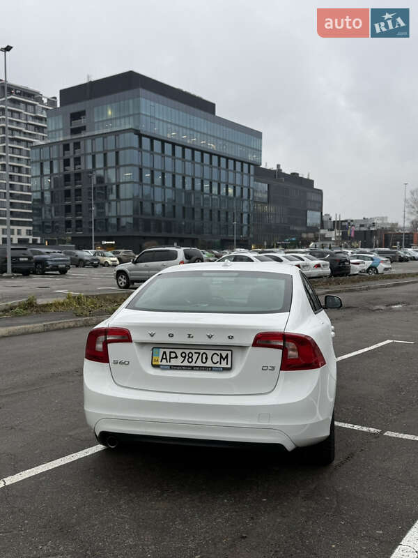 Седан Volvo S60 2013 в Киеве