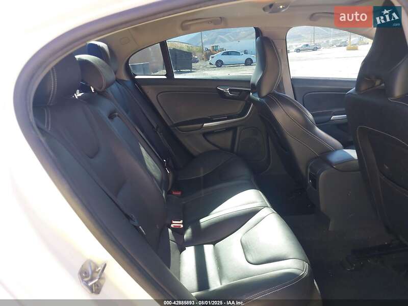 Седан Volvo S60 2017 в Львове