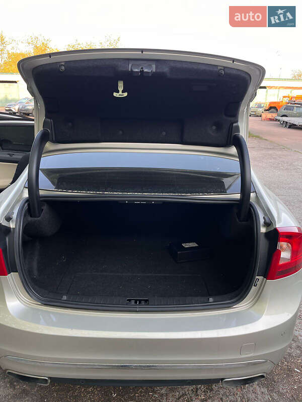 Седан Volvo S60 2017 в Сумах фото 12 Седан Volvo S60 2017 в Сумах