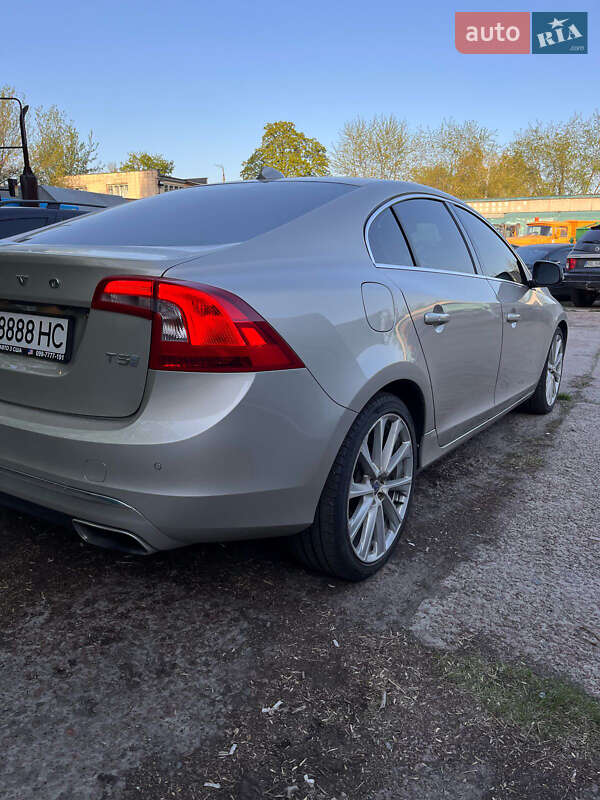 Седан Volvo S60 2017 в Сумах фото 9 Седан Volvo S60 2017 в Сумах