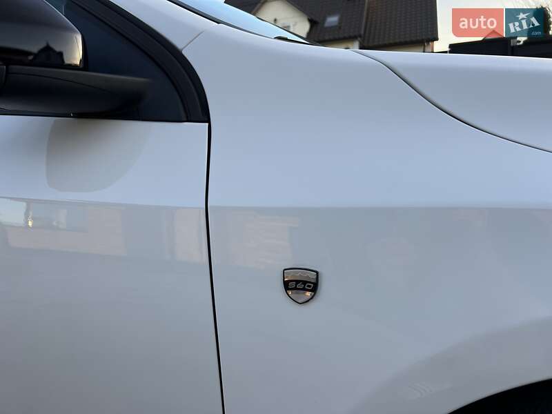 Седан Volvo S60 2015 в Луцке