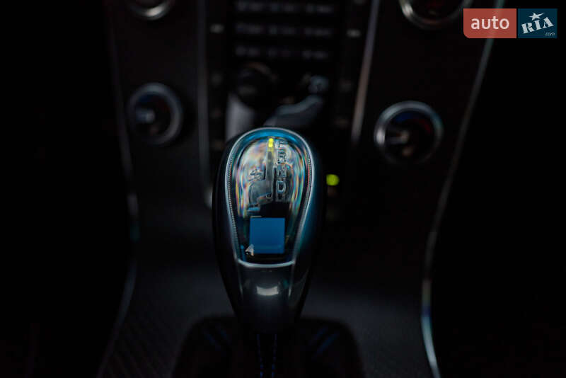 Седан Volvo S60 2017 в Ровно