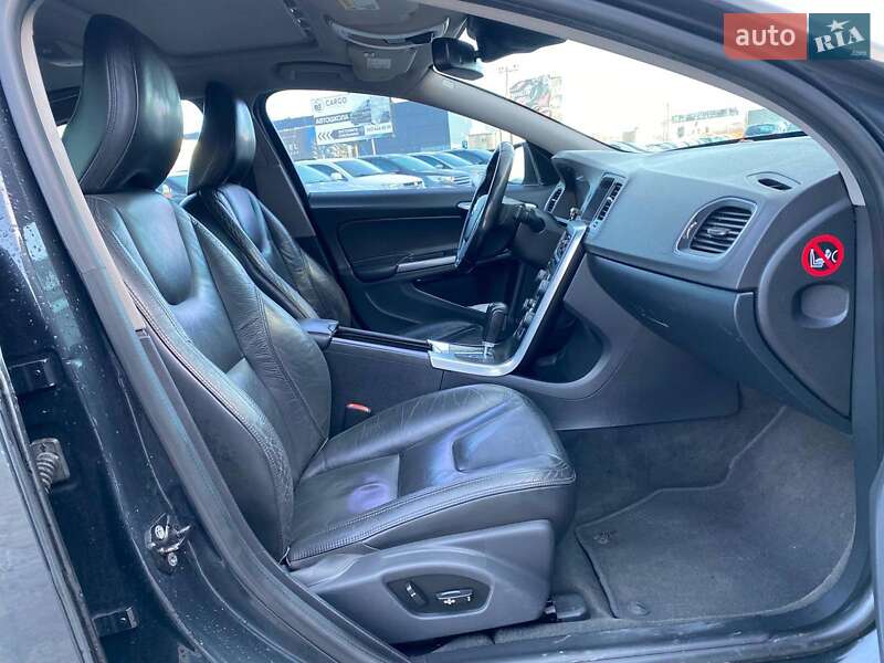 Седан Volvo S60 2011 в Львове фото 22 Седан Volvo S60 2011 в Львове