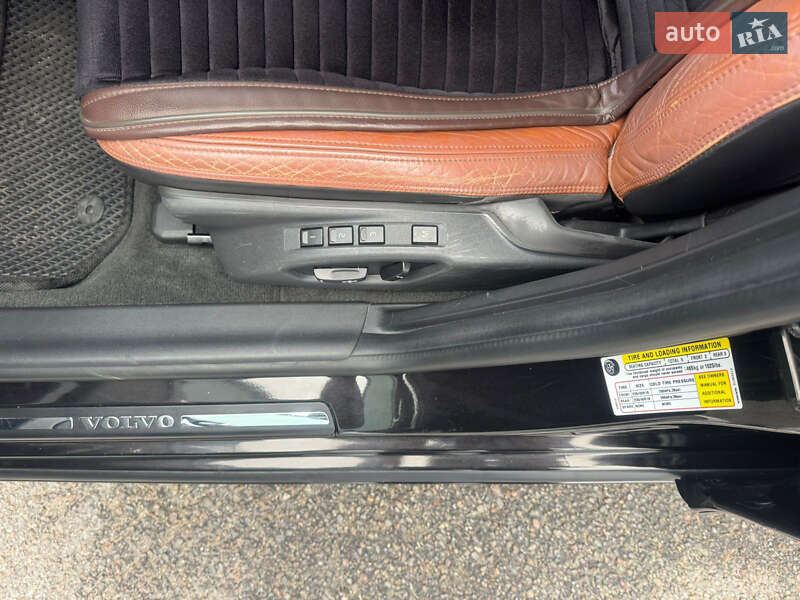 Седан Volvo S60 2011 в Житомире