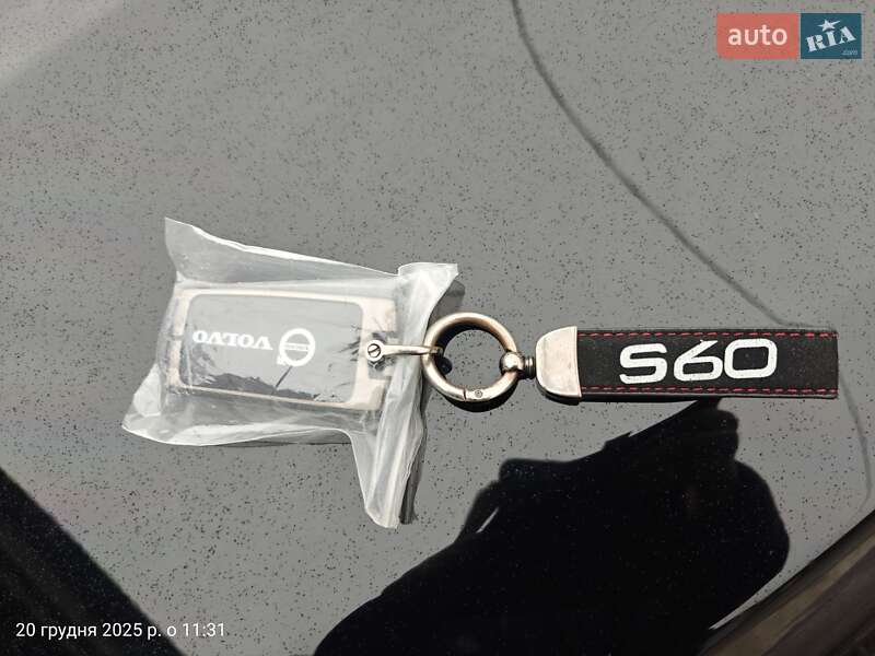 Седан Volvo S60 2013 в Полтаве