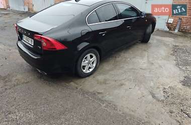 Седан Volvo S60 2013 в Полтаве