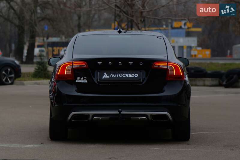 Седан Volvo S60 2017 в Киеве