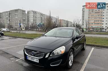 Седан Volvo S60 2012 в Ивано-Франковске
