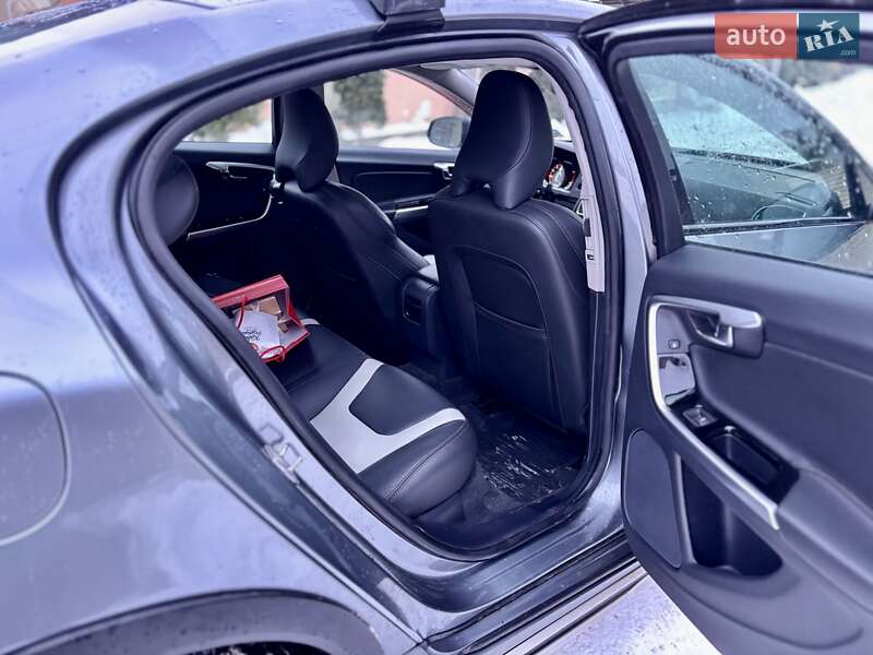 Седан Volvo S60 2017 в Житомирі фото 14 Седан Volvo S60 2017 в Житомирі