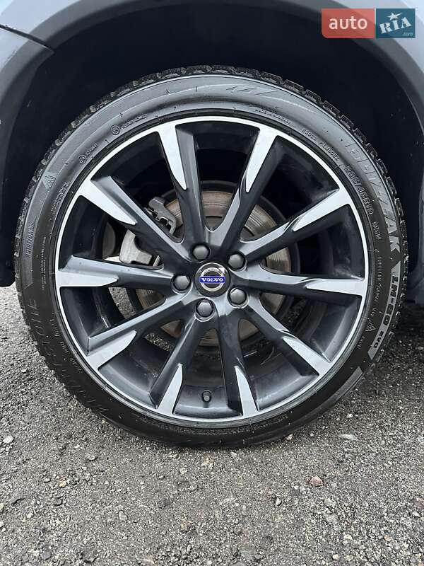 Седан Volvo S60 2015 в Белогородке