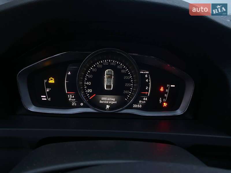 Седан Volvo S60 2018 в Львове