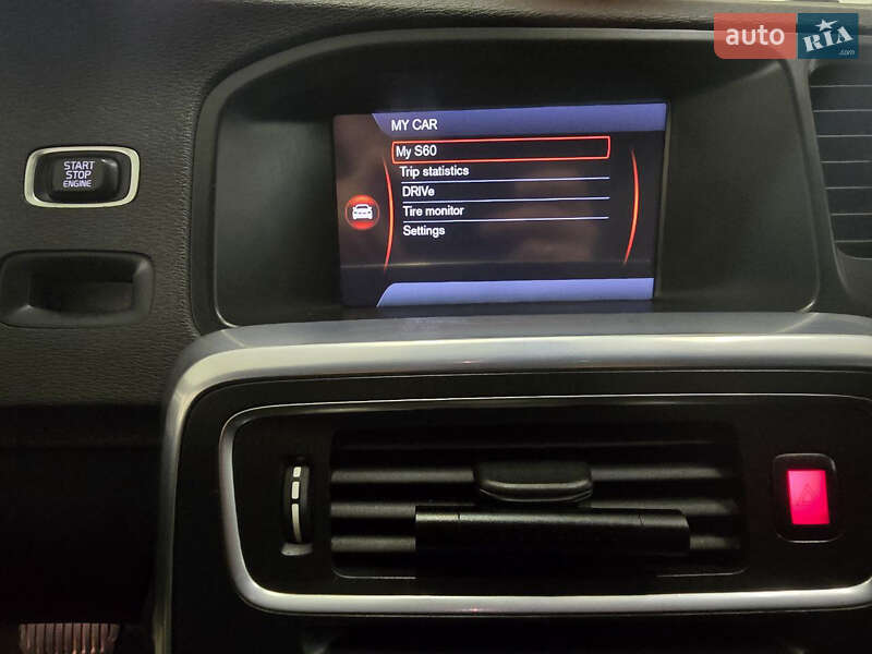 Седан Volvo S60 2015 в Житомире