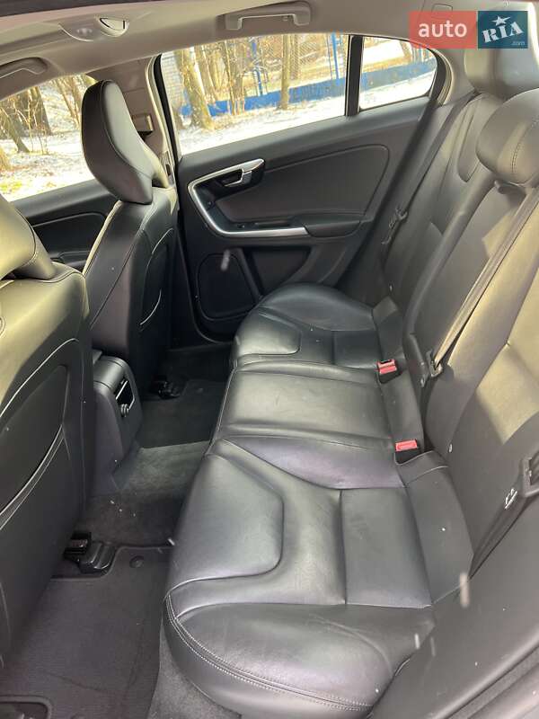 Седан Volvo S60 2016 в Днепре фото 15 Седан Volvo S60 2016 в Днепре