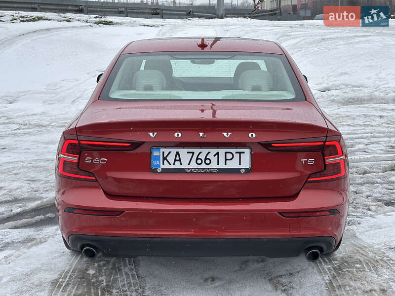 Седан Volvo S60 2020 в Киеве фото 5 Седан Volvo S60 2020 в Киеве