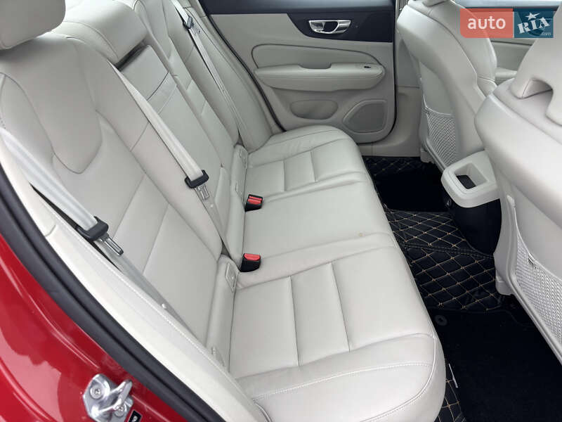 Седан Volvo S60 2020 в Киеве фото 13 Седан Volvo S60 2020 в Киеве