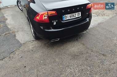 Седан Volvo S60 2013 в Полтаві