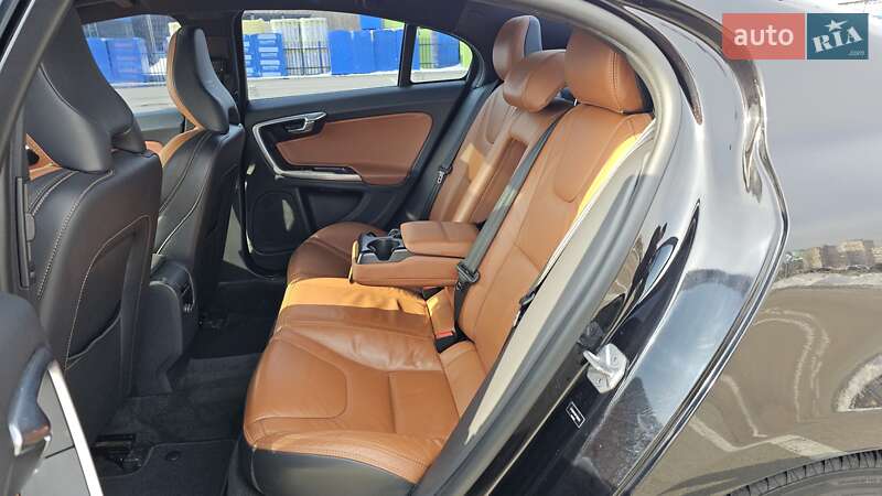 Седан Volvo S60 2014 в Киеве фото 11 Седан Volvo S60 2014 в Киеве