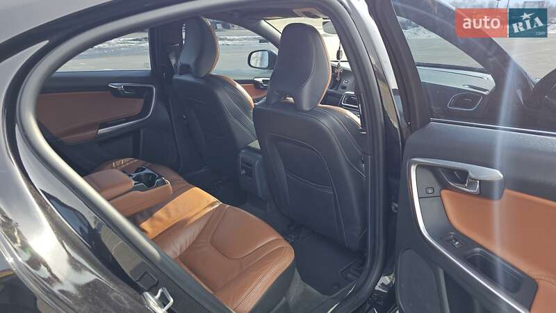 Седан Volvo S60 2014 в Киеве фото 14 Седан Volvo S60 2014 в Киеве