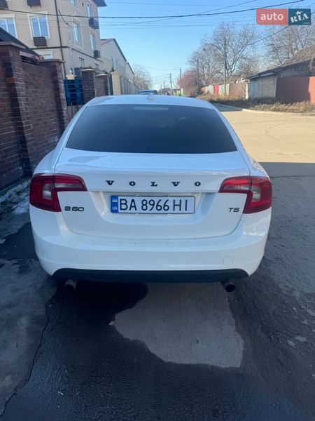 Седан Volvo S60 2012 в Киеве
