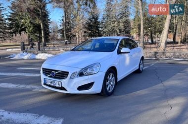 Седан Volvo S60 2012 в Киеве