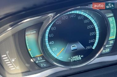 Седан Volvo S60 2013 в Бучі