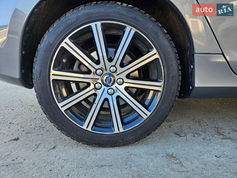 Седан Volvo S60 2016 в Харькове