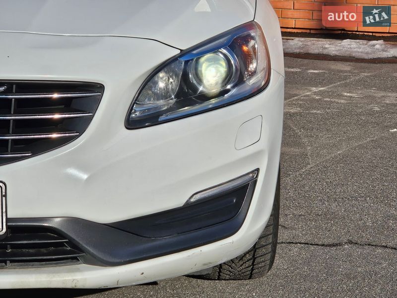 Седан Volvo S60 2015 в Киеве фото 2 Седан Volvo S60 2015 в Киеве