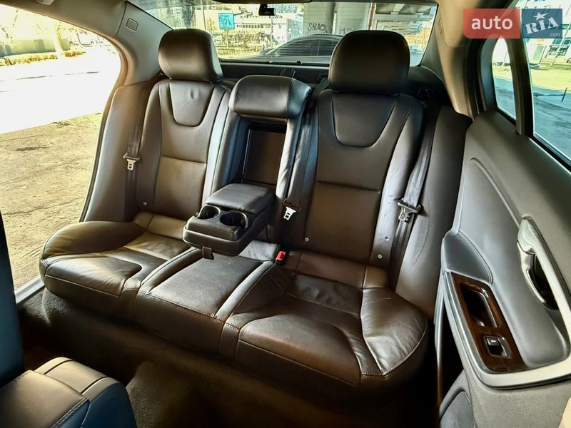 Седан Volvo S60 2016 в Киеве