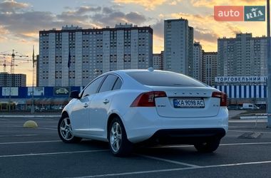 Седан Volvo S60 2012 в Киеве