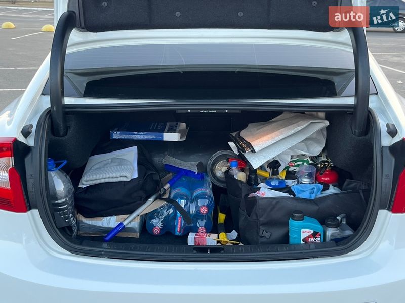 Седан Volvo S60 2012 в Киеве