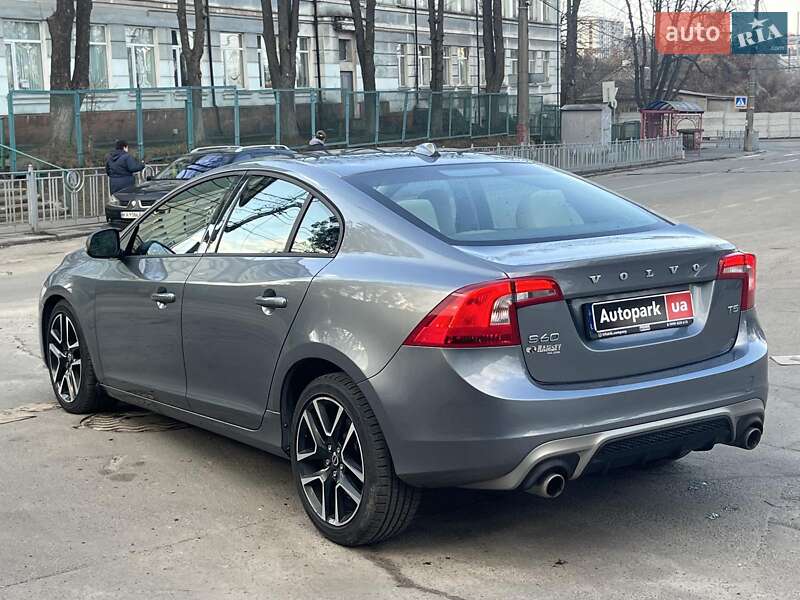 Седан Volvo S60 2016 в Києві
