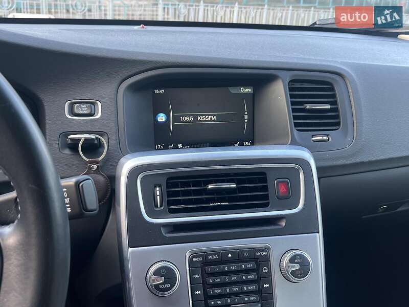 Седан Volvo S60 2016 в Києві