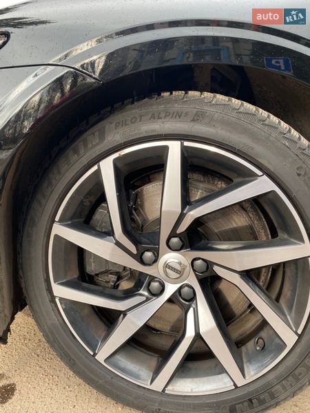 Седан Volvo S60 2019 в Житомирі