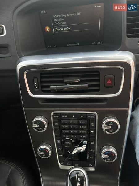 Седан Volvo S60 2015 в Мукачевому