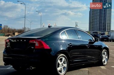 Седан Volvo S60 2012 в Києві