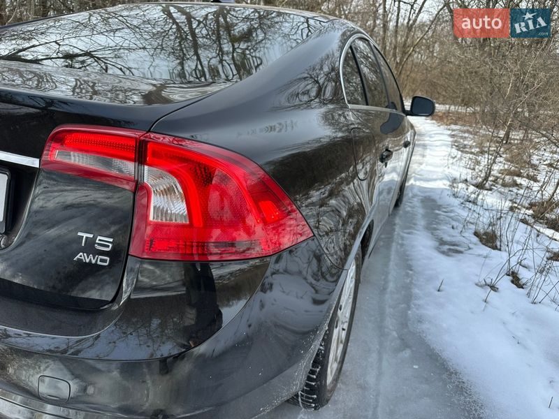 Седан Volvo S60 2014 в Новомосковске