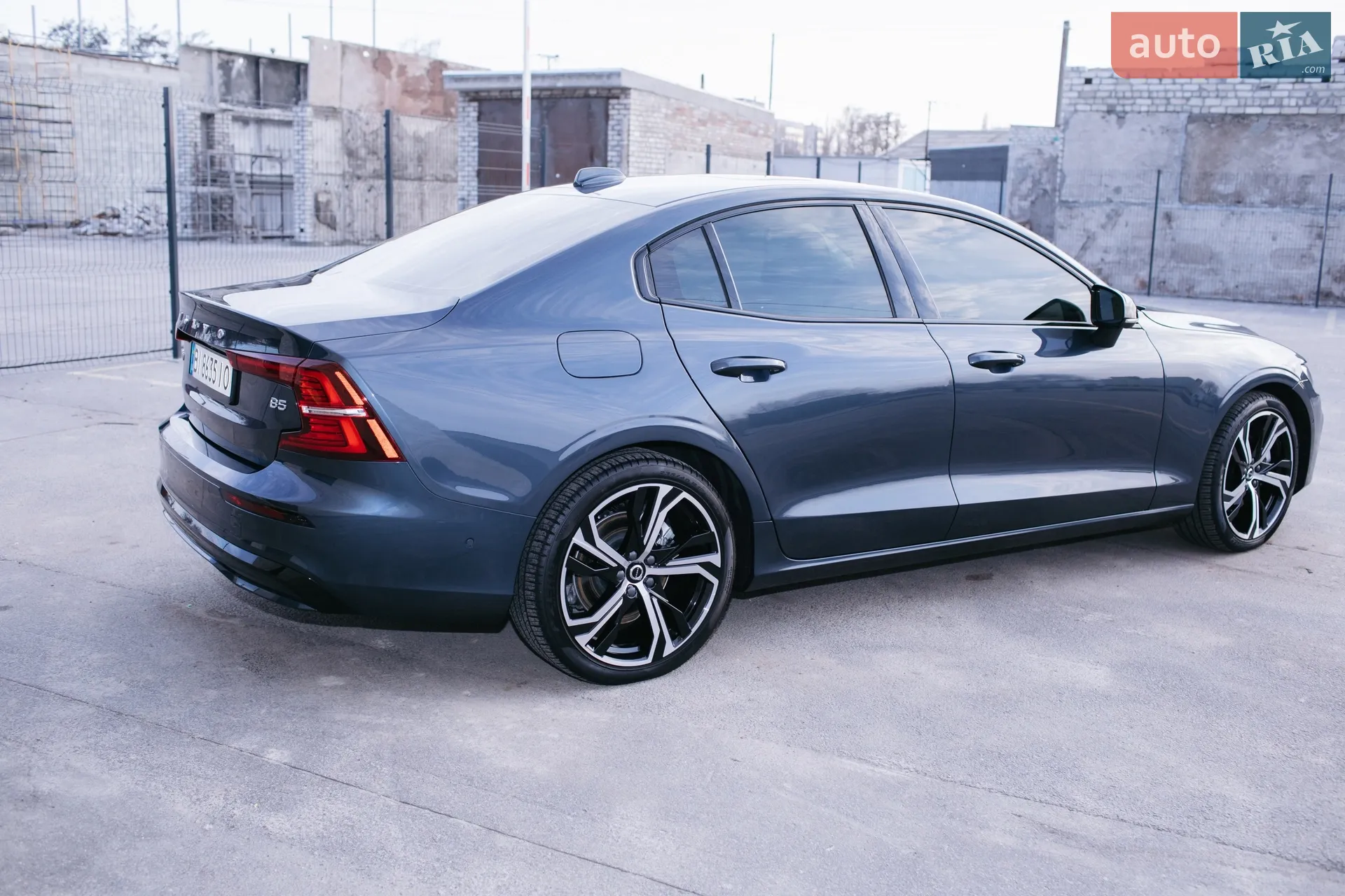 2023 Volvo S60 - мініатюра 6